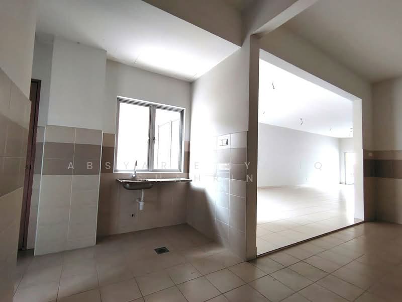 2-storey Terraced House for Sale in Denai Alam (Shah Alam) - Absyarie Syafiq Shahrin - Kitchen - PropertyGuru.com.my