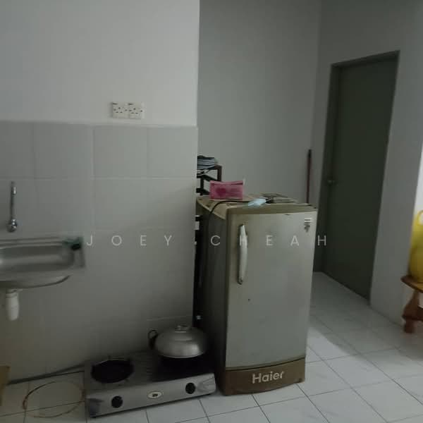 Pangsapuri untuk Disewa di The Rise Collection 2 - Joey Cheah - Kitchen - PropertyGuru.com.my