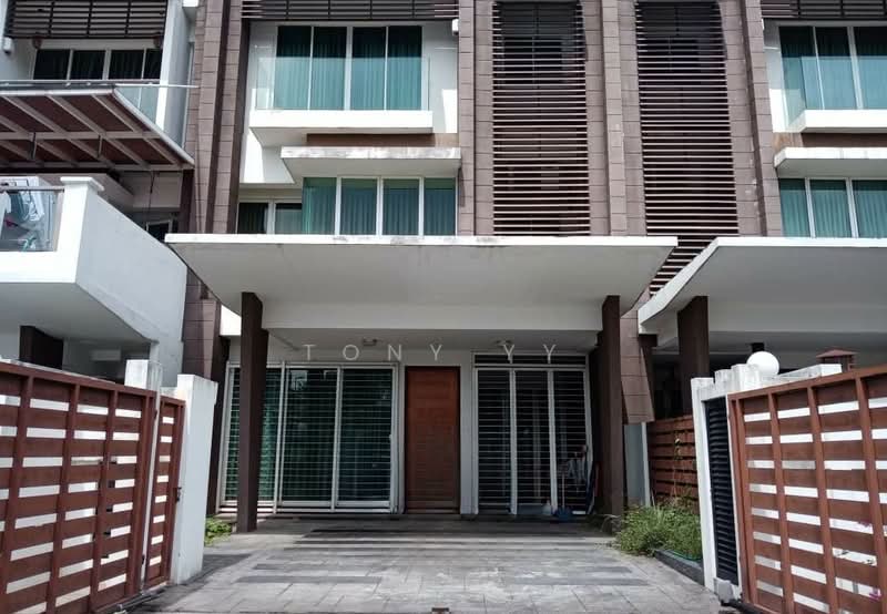 2.5-storey Terraced House for Sale in USJ Heights (Subang Jaya) - Tony YY - Exterior - PropertyGuru.com.my