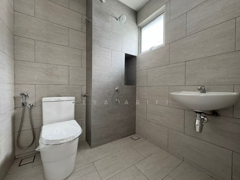 2-storey Terraced House for Sale in Serene Heights (Semenyih) - BILYA ARIFF - Bathroom - PropertyGuru.com.my