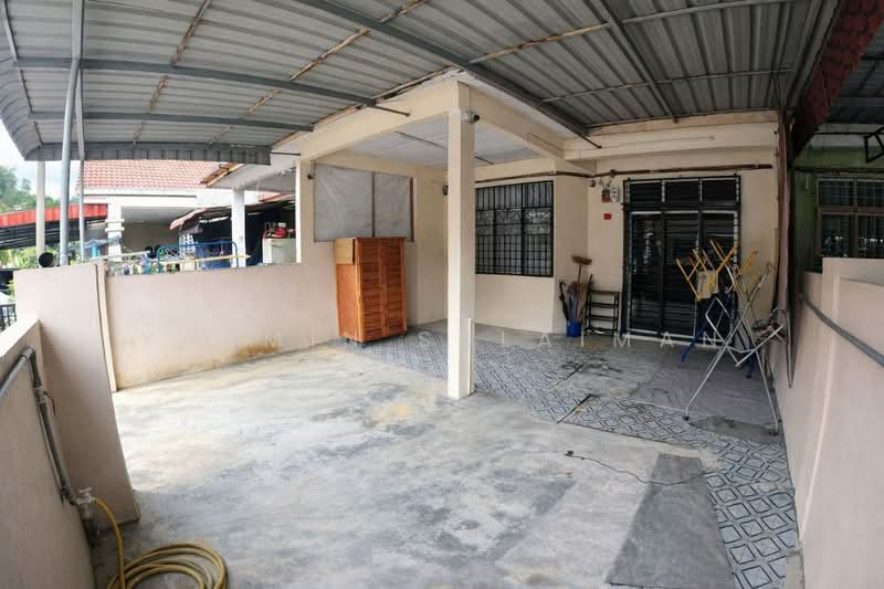 Rumah Teres 1-Tingkat untuk Dijual di Taman Seruling (Kuala Kubu Bharu) - Yasmin Sulaiman - Exterior - PropertyGuru.com.my