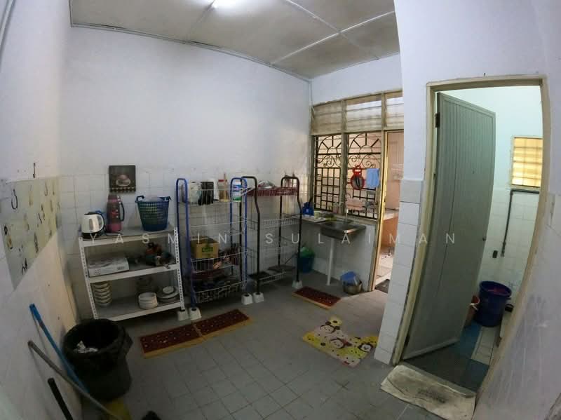 Rumah Teres 1-Tingkat untuk Dijual di Taman Seruling (Kuala Kubu Bharu) - Yasmin Sulaiman - Kitchen - PropertyGuru.com.my