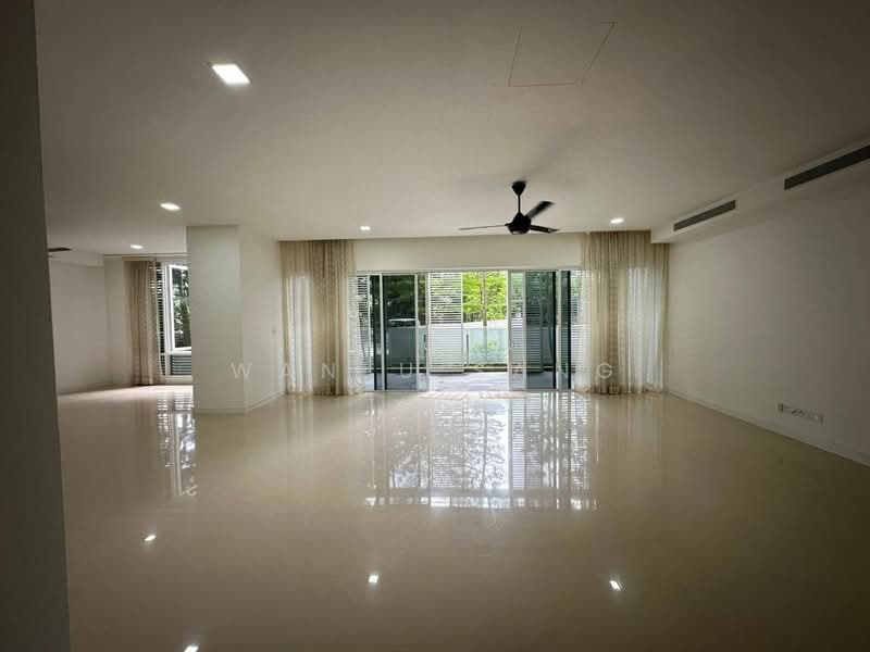Condominium for Sale at Pavilion Hilltop - Wanlu Sang - Living Room - PropertyGuru.com.my