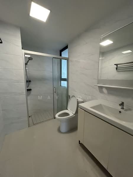 Apartment for Rent at Forest City - May Low - forest-city-sea-view-condo-jb-toilet.jpg - PropertyGuru.com.my
