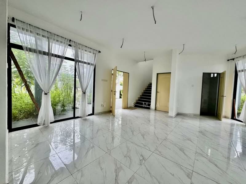 Bungalow for Sale in Sungai Buloh (Selangor) - Fatin Ismail - Living Room - PropertyGuru.com.my