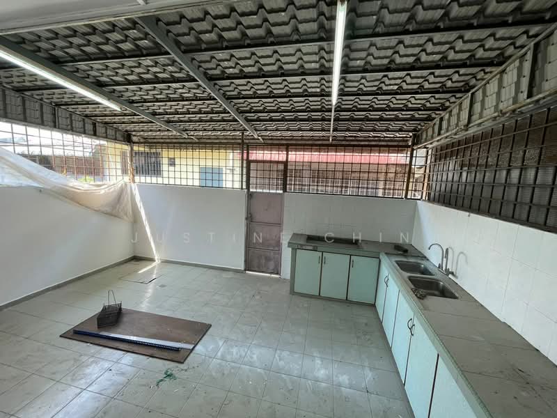 2-storey Terraced House for Sale in Ipoh (Perak) - Justine Chin - Kitchen - PropertyGuru.com.my