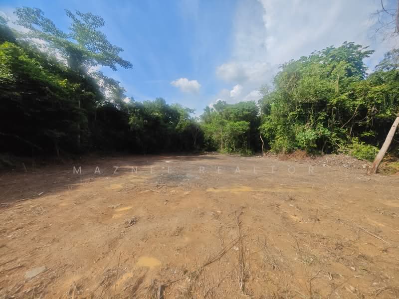 Residential Land for Sale in Kampung Jenderam Hilir (Dengkil) - Maznee Realtor - Exterior - PropertyGuru.com.my