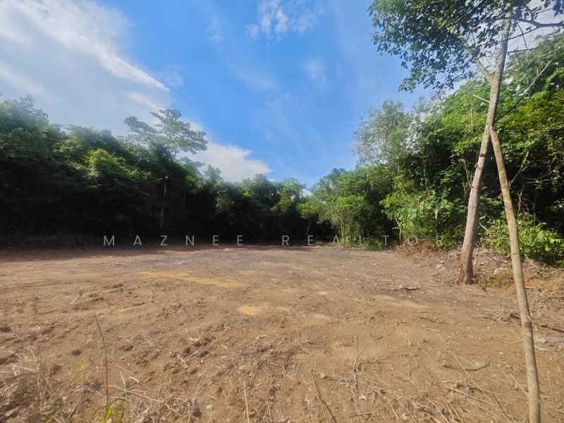 Residential Land for Sale in Kampung Jenderam Hilir (Dengkil) - Maznee Realtor - Exterior - PropertyGuru.com.my