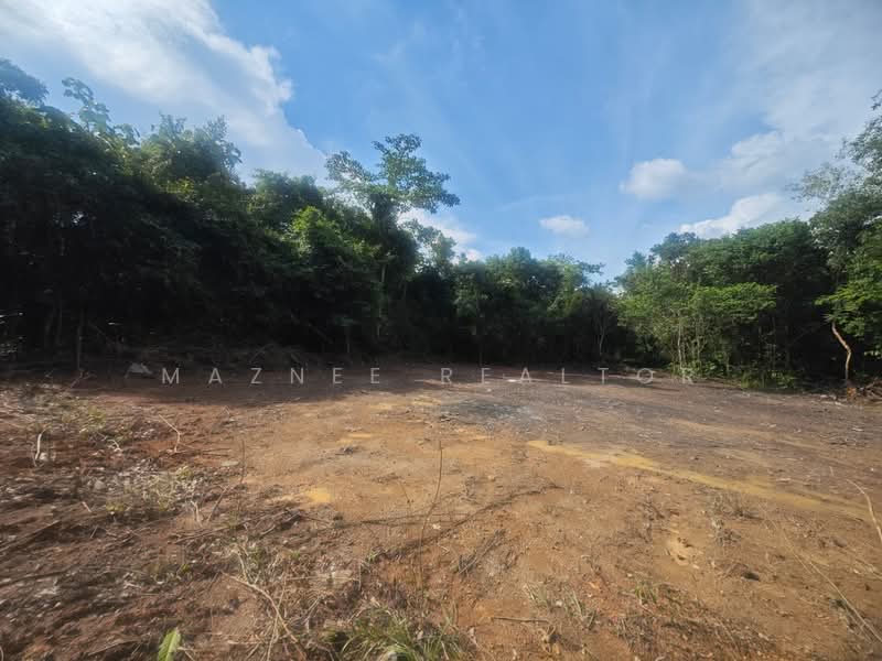 Residential Land for Sale in Kampung Jenderam Hilir (Dengkil) - Maznee Realtor - Exterior - PropertyGuru.com.my