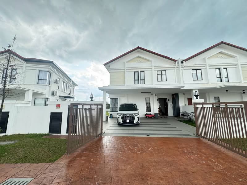 Semi-Detached House for Sale in Alam Sari (Bangi) - Imran Ismadi - Exterior - PropertyGuru.com.my