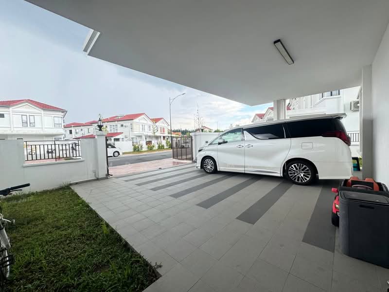 Semi-Detached House for Sale in Alam Sari (Bangi) - Imran Ismadi - Exterior - PropertyGuru.com.my