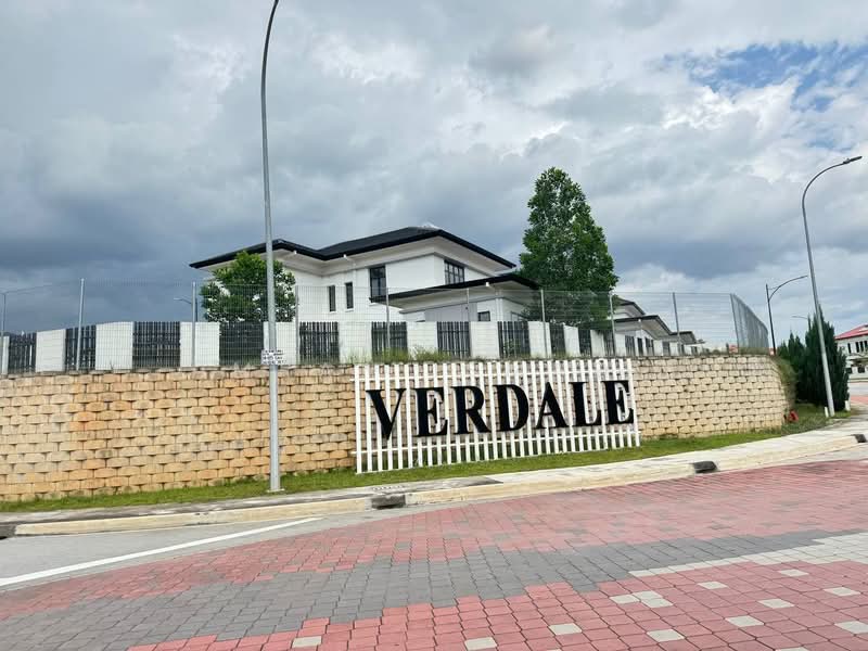 Semi-Detached House for Sale in Alam Sari (Bangi) - Imran Ismadi - Exterior - PropertyGuru.com.my