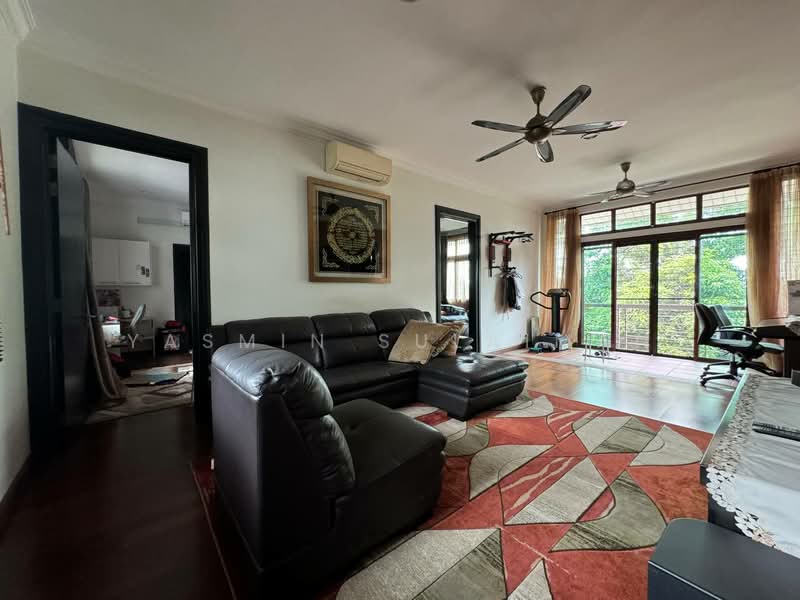 Rumah Berkembar untuk Dijual di Bukit Jelutong (Shah Alam) - Yasmin Sulaiman - Living Room - PropertyGuru.com.my