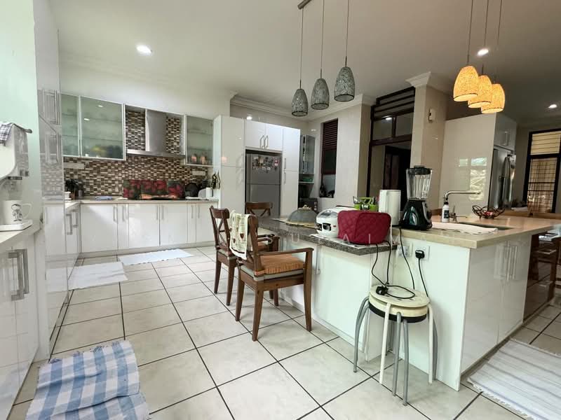 Rumah Berkembar untuk Dijual di Bukit Jelutong (Shah Alam) - Yasmin Sulaiman - Kitchen - PropertyGuru.com.my