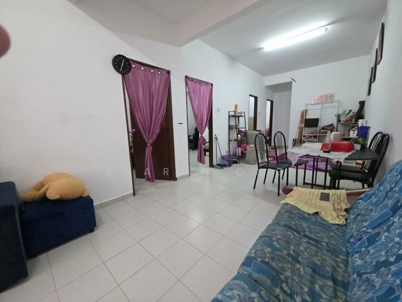 Townhouse for Sale in Taman Scientex Senai (Senai) - Sharon Ong - Living Room - PropertyGuru.com.my