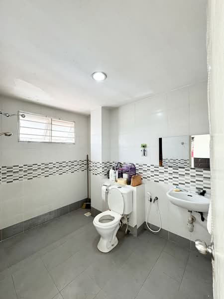 3-storey Terraced House for Sale in Taman Esplanad (Bukit Jalil) - CK Yee - PropertyGuru.com.my