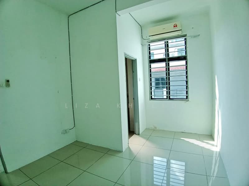 Rumah Teres 2 Tingkat untuk Dijual di Sepang (Selangor) - Liza Khalid - PropertyGuru.com.my