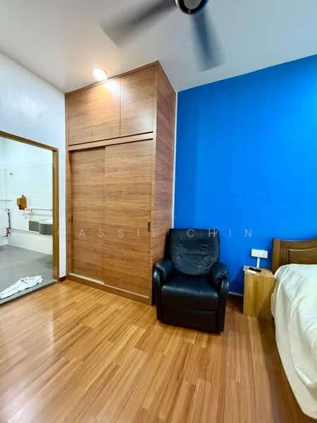 Rumah Teres untuk Dijual di Taman Kluang Barat (Kluang) - Cassie Chin - Bedroom - PropertyGuru.com.my
