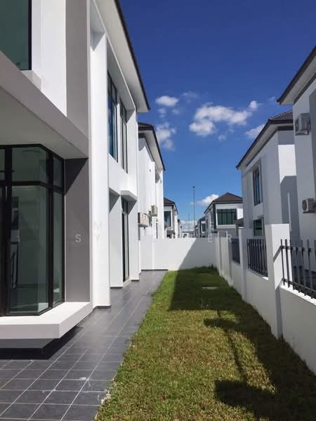 Rumah Kluster untuk Dijual di Kota Masai (Pasir Gudang) - Michele Sylvester - Exterior - PropertyGuru.com.my