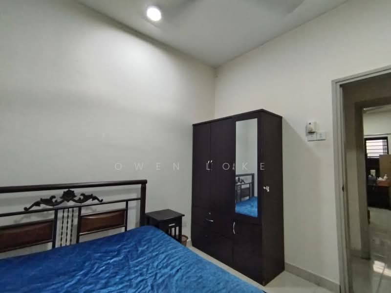 Kondominium untuk Disewa di Pelangi Utama - Owen Loke - Bedroom - PropertyGuru.com.my