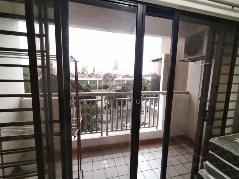 Kondominium untuk Disewa di Pelangi Utama - Owen Loke - Balcony - PropertyGuru.com.my