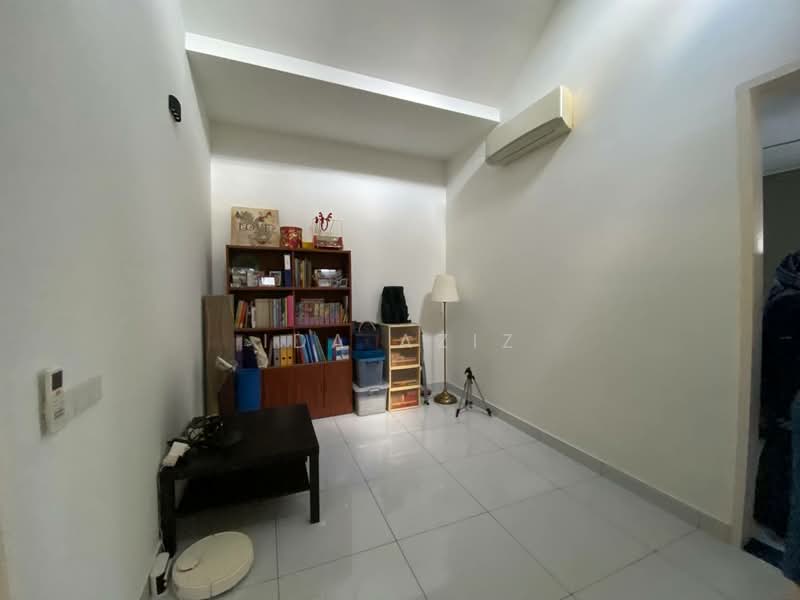 2.5-storey Terraced House for Sale in Iskandar Puteri (Nusajaya) (Johor) - Ida Aziz - Study - PropertyGuru.com.my