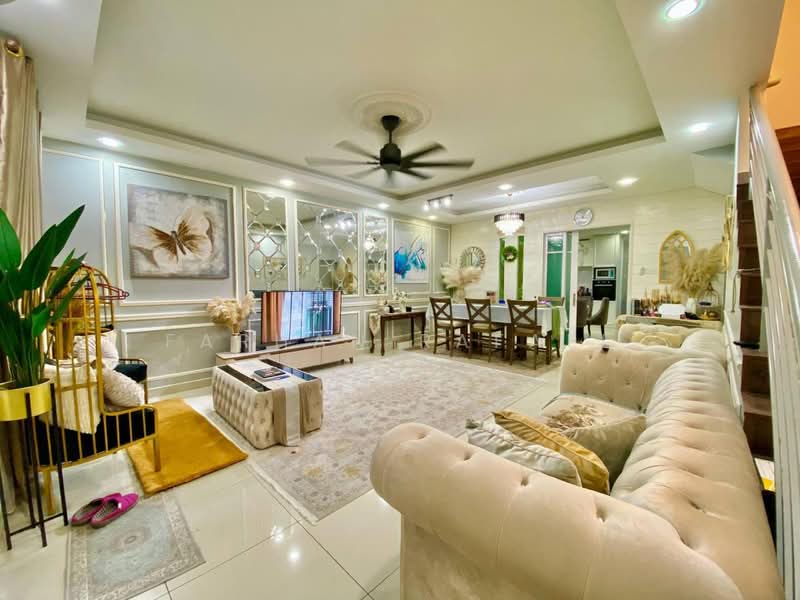 2-storey Terraced House for Sale in Telok Panglima Garang (Selangor) - Farhan Rafael - Living Room - PropertyGuru.com.my