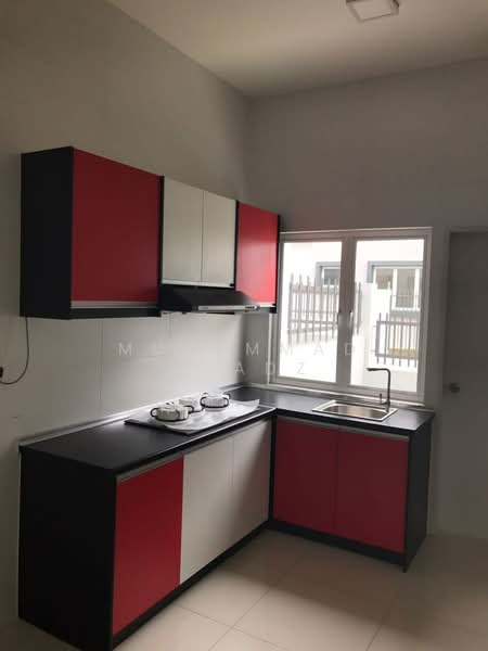 2-storey Terraced House for Sale in Cyberjaya (Selangor) - Muhammad Muadz - Kitchen - PropertyGuru.com.my