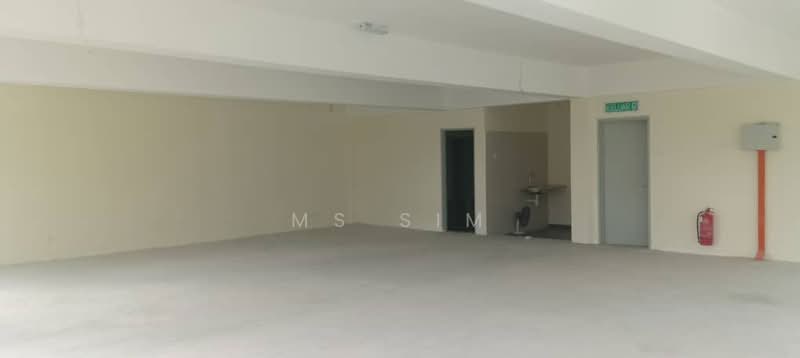 Factory for Rent in Saujana Rawang (Rawang) - Ms Sim - Interior - PropertyGuru.com.my