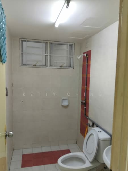 Kondominium untuk Disewa di Banjaria Court - Ketty Ching - Bathroom - PropertyGuru.com.my