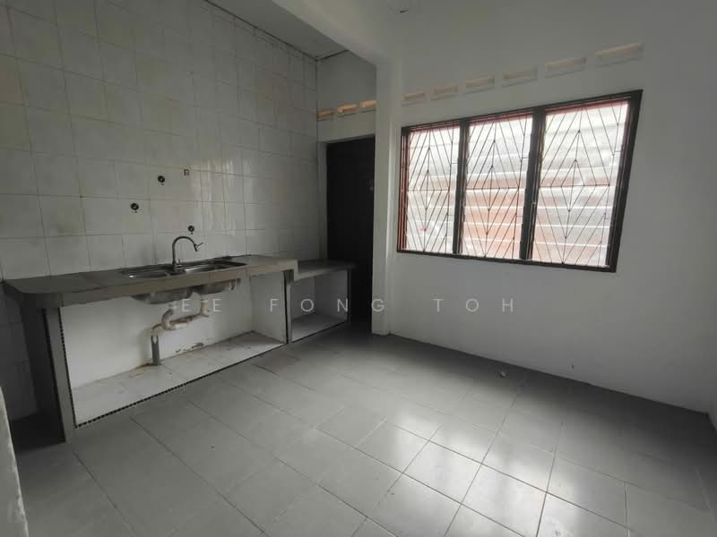 1-storey Terraced House for Sale in Taman Universiti (Skudai) - Ee Fong Toh - PropertyGuru.com.my