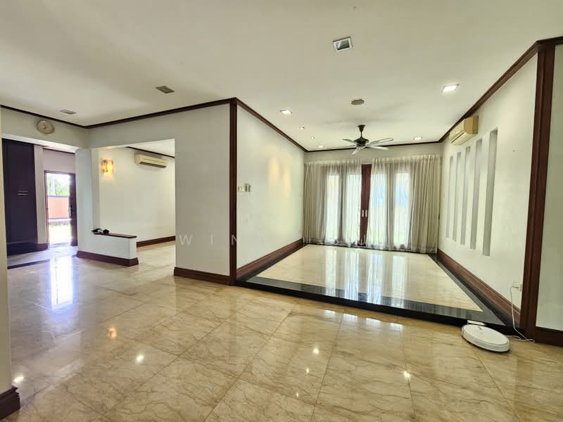Bungalow for Sale in Bukit Jelutong (Shah Alam) - Winny Su - Living Room - PropertyGuru.com.my