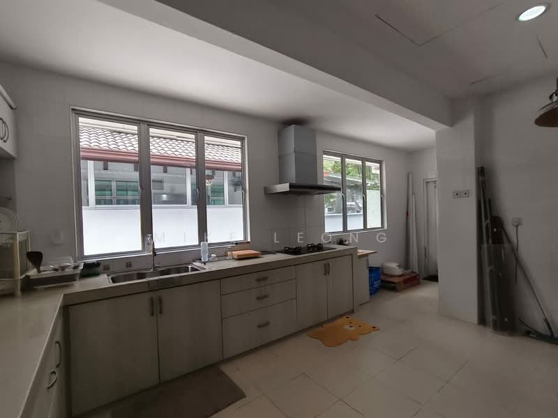 Rumah Teres untuk Dijual di Kemuning Utama (Shah Alam) - Mike Leong - Kitchen - PropertyGuru.com.my