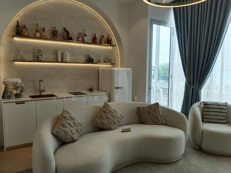 Hotel / Resort for Sale in Gelugor (Penang) - Vincent Koay - Living Room - PropertyGuru.com.my
