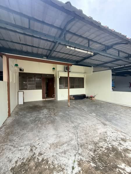 Rumah Teres 1 Tingkat untuk Dijual di Taman Perling (Perling) - Ee Fong Toh - Exterior - PropertyGuru.com.my