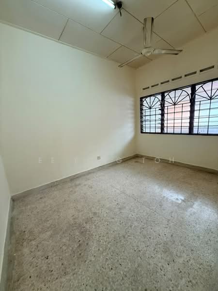 Rumah Teres 1 Tingkat untuk Dijual di Taman Perling (Perling) - Ee Fong Toh - PropertyGuru.com.my