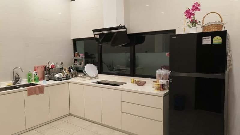 Rumah Banglo untuk Disewa di Setia Eco Gardens (Gelang Patah) - Jesmond Lee - Kitchen - PropertyGuru.com.my
