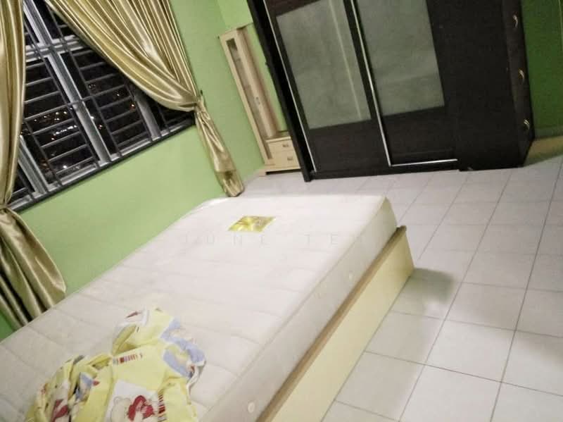 Pangsapuri untuk Disewa di Molek Ria - June Teo - Bedroom - PropertyGuru.com.my