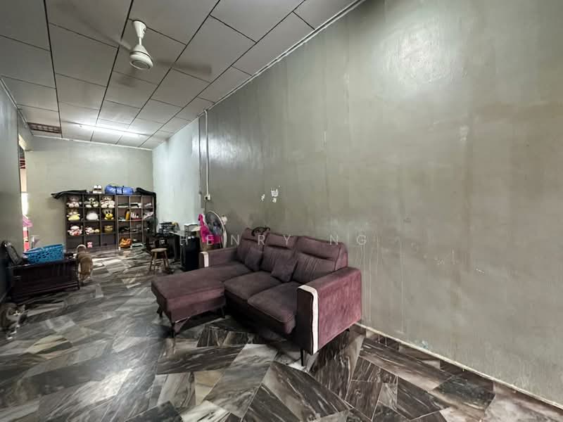 Rumah Teres 1 Tingkat untuk Dijual di Taman Bakar Arang (Sungai Petani) - Henry Ng - Living Room - PropertyGuru.com.my