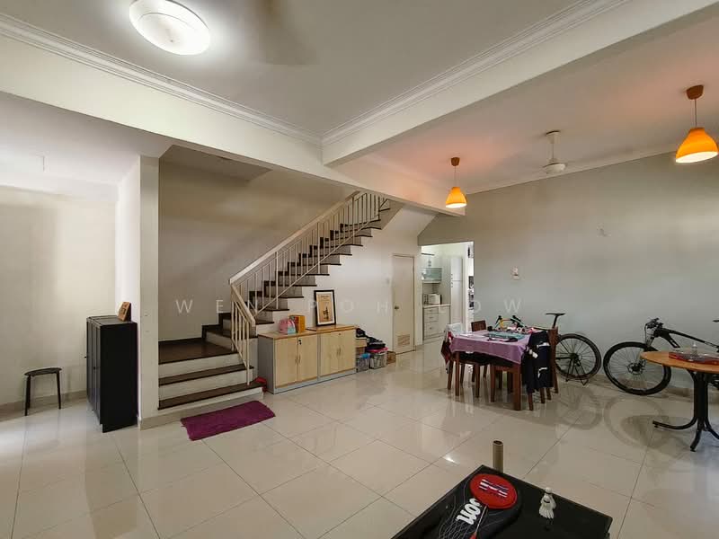 Rumah Teres untuk Dijual di Kemuning Utama (Shah Alam) - Wen Poh Low - Living Room - PropertyGuru.com.my