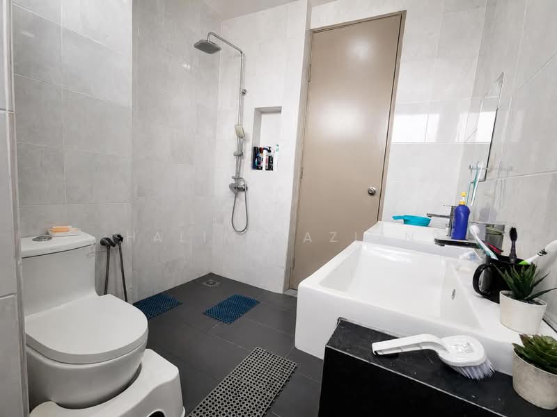 2-storey Terraced House for Rent in Cyberjaya (Selangor) - Halim Mazlan - Bathroom - PropertyGuru.com.my