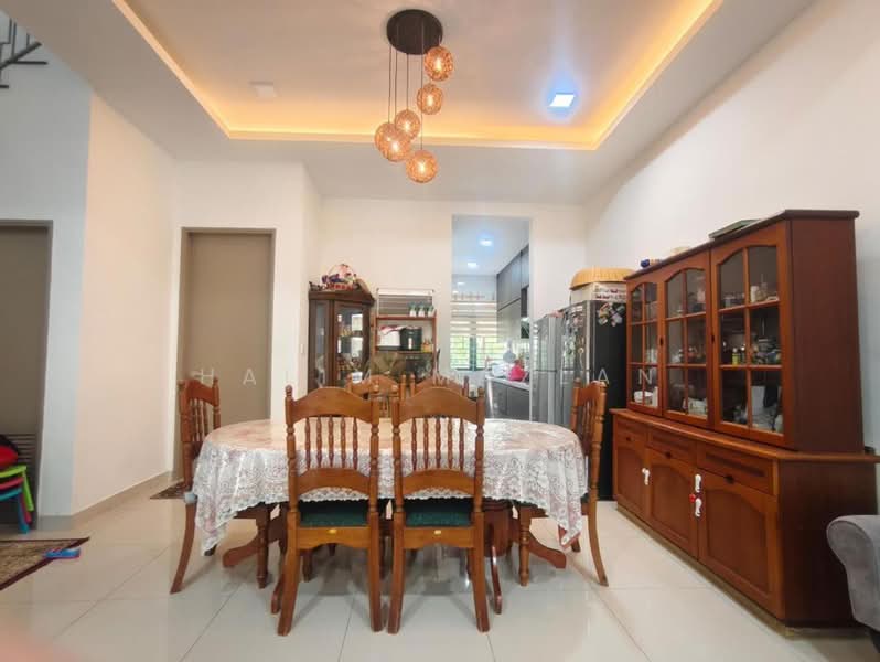 2-storey Terraced House for Rent in Cyberjaya (Selangor) - Halim Mazlan - Dining Room - PropertyGuru.com.my