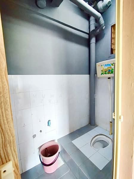 Rumah Flat untuk Dijual di Pangsapuri Prima Cempaka - Muhammed Nazri bin Mustapha - Bathroom - PropertyGuru.com.my
