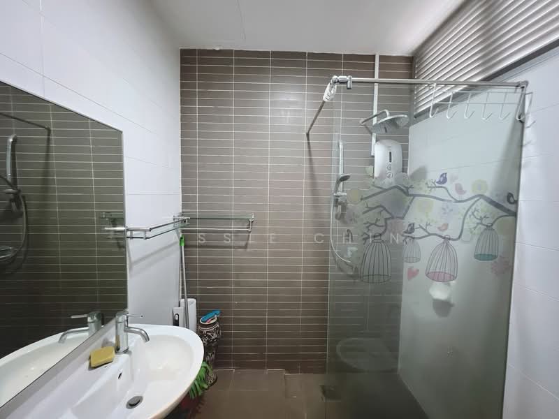 Service Residence for Rent at Palazio - Cassie Chin - Bathroom - PropertyGuru.com.my