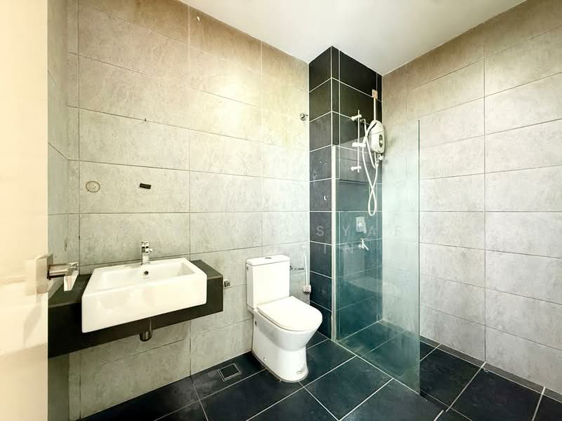 2-storey Terraced House for Sale in Alam Impian (Shah Alam) - Absyarie Syafiq Shahrin - Bathroom - PropertyGuru.com.my