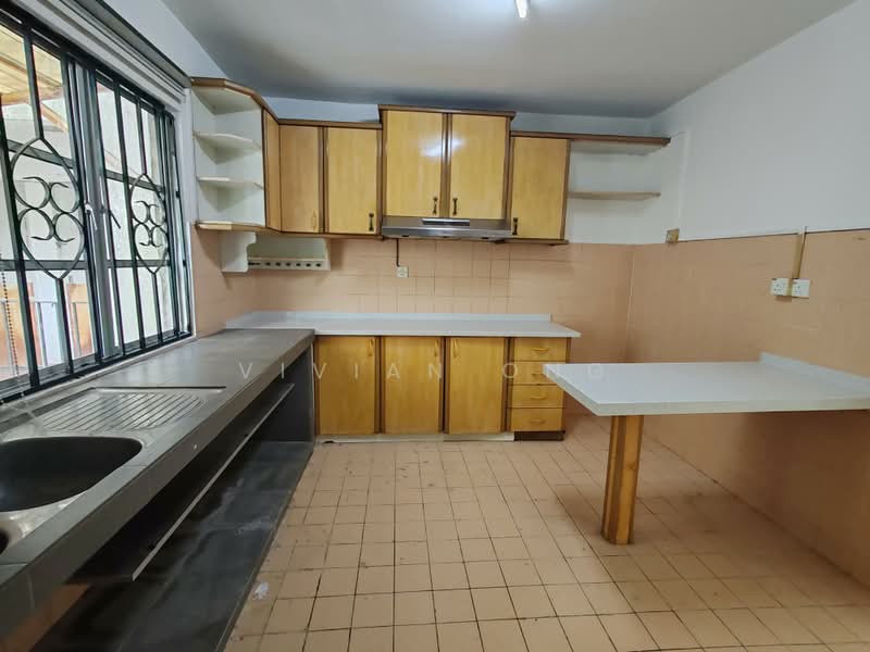 Kondominium untuk Dijual di Pantai Hillpark 5 - Vivian Ong - Kitchen - PropertyGuru.com.my