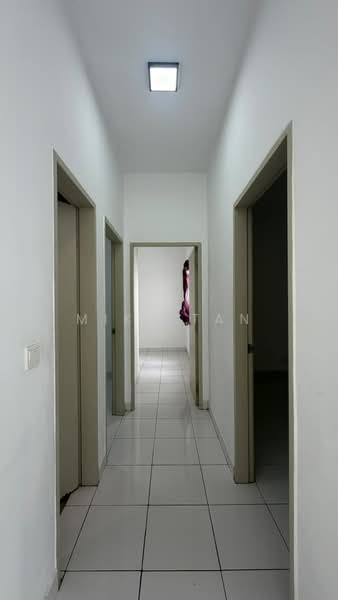 Condominium for Rent at Green Beverly Hills - Residensi Lili - Mike Tan - Corridor - PropertyGuru.com.my