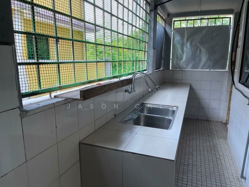 Rumah Teres untuk Disewa di Bandar Country Homes (Rawang) - Jason Chen - Kitchen - PropertyGuru.com.my
