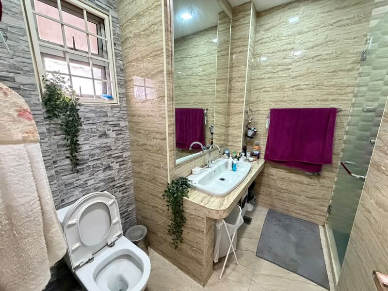2-storey Terraced House for Sale in Kota Emerald (Rawang) - SK Luk - Bathroom - PropertyGuru.com.my