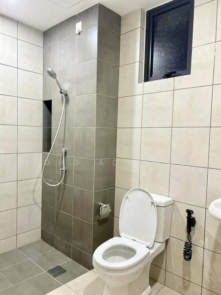 Servis Apartment untuk Disewa di MIRA at Shorea Park - Mohd Adryzam - Bathroom - PropertyGuru.com.my